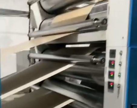 紙滑板生產廠家現場視頻